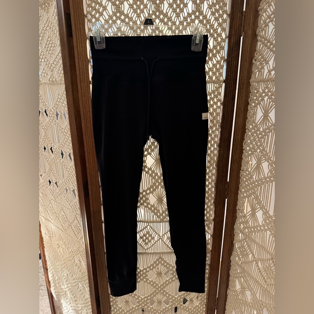 Vuori Black Women's Everyday Leggings